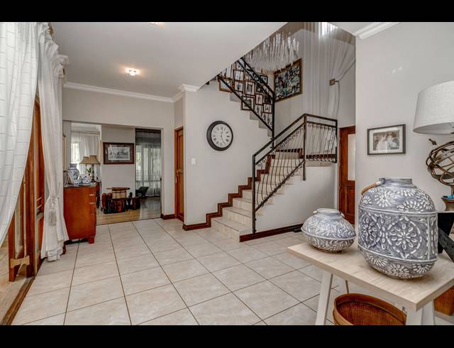 5 BEDROOM HOUSE FOR SALE IN DAINFERN VALLEY ESTATE